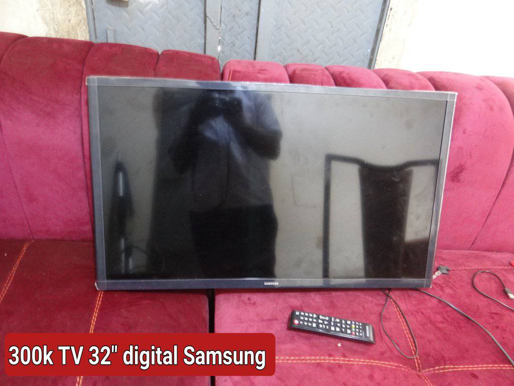 Samsung 32 inch TV