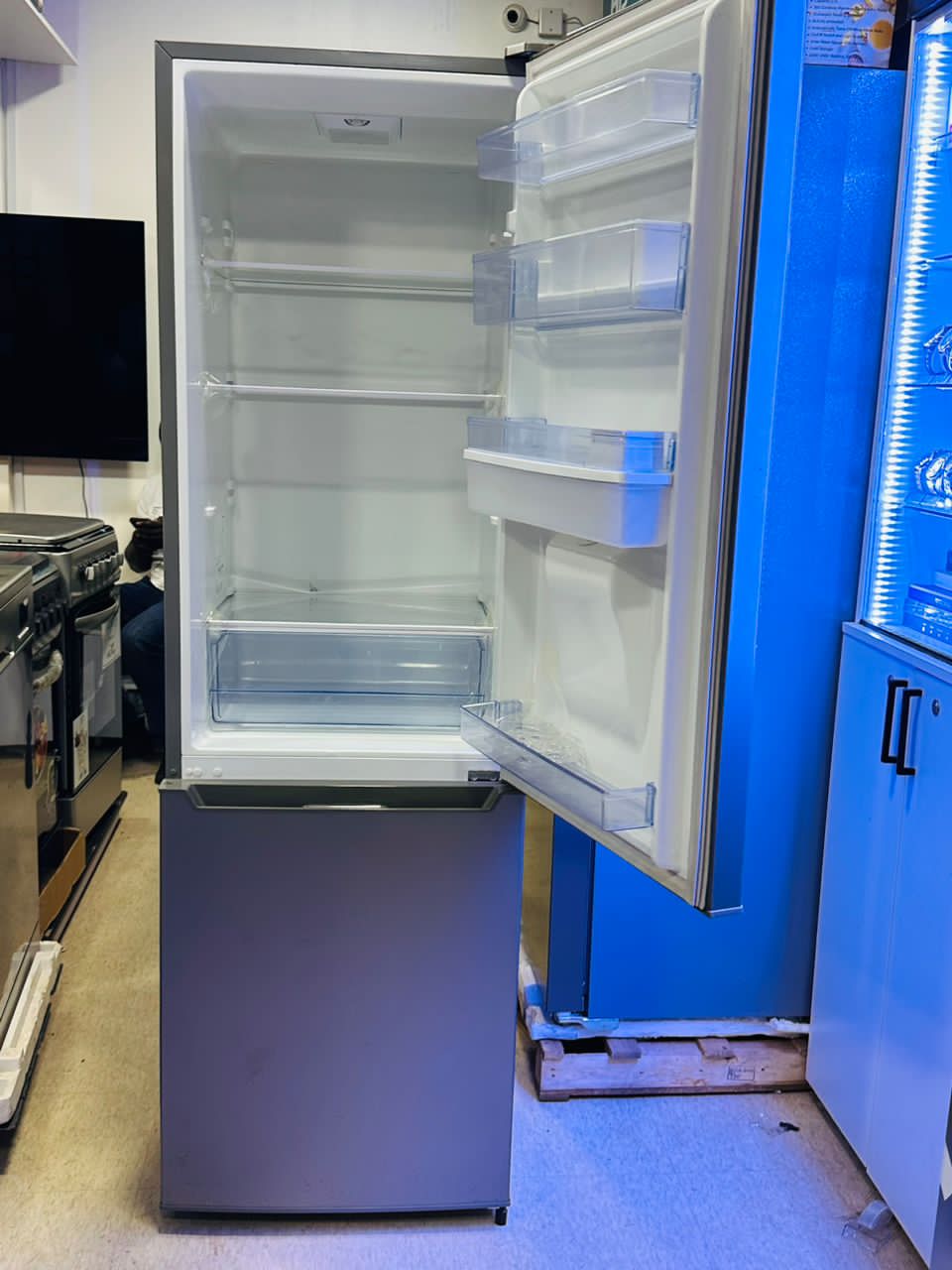 Hisense 341Litres