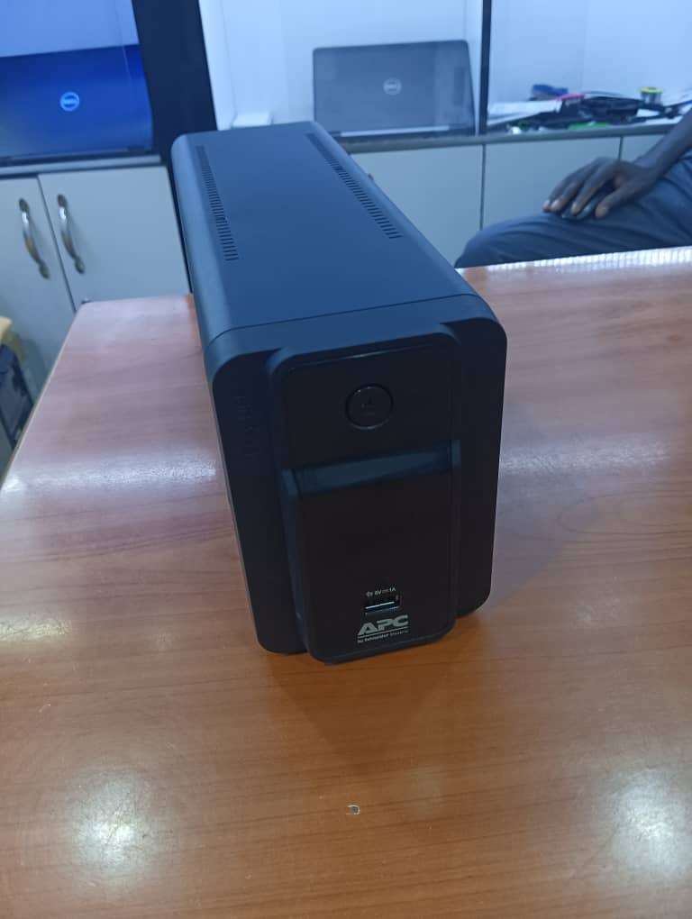 APC Easy UPS with USB port