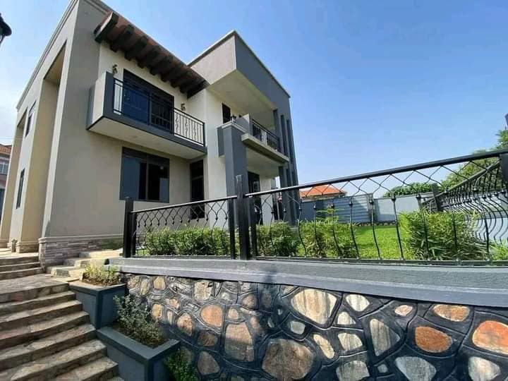 House for sale in Kyanja