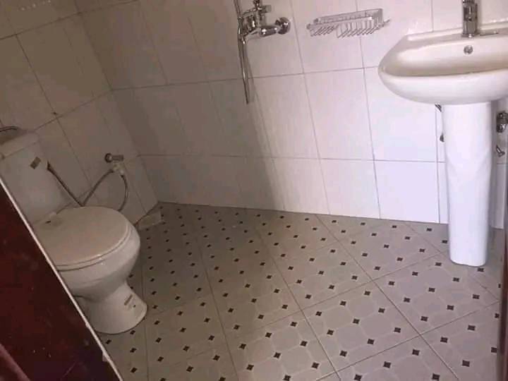 Kyanja kungu 800k spacious two bedrooms and two bathrooms