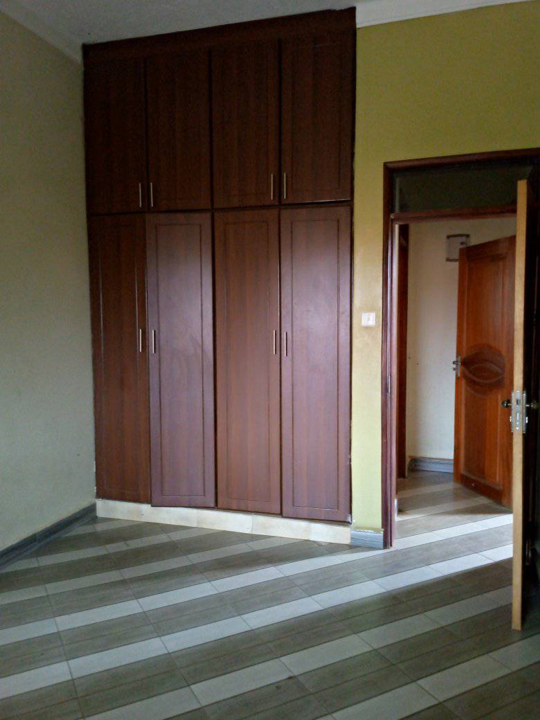 Apartments for rent in Kira, double rooms at 550,000 Ugshs