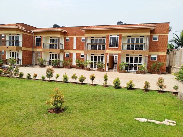 Kira shimoni Rd 600k spacious one bedroom and sitting room f