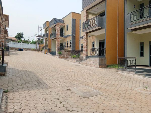 Kira Shimoni Rd duplex 1.5m spacious four bedrooms and three
