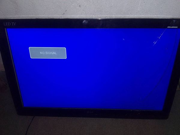 LED SCREEN 24 INCHES
