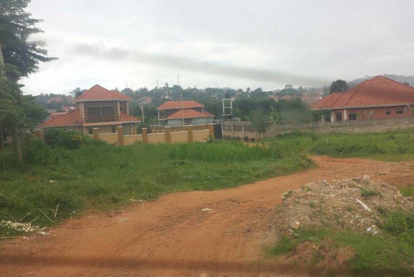 12 DECIMALS FOR SALE IN MUYENGA FOREST VILLAGE