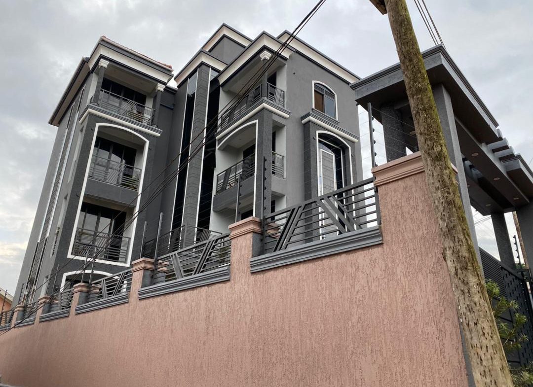 Apartment With 8 Rental Units In Kisaasi