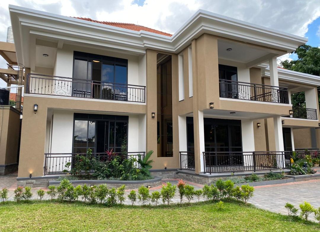 Muyenga Mansion With Private Mailo Land Title