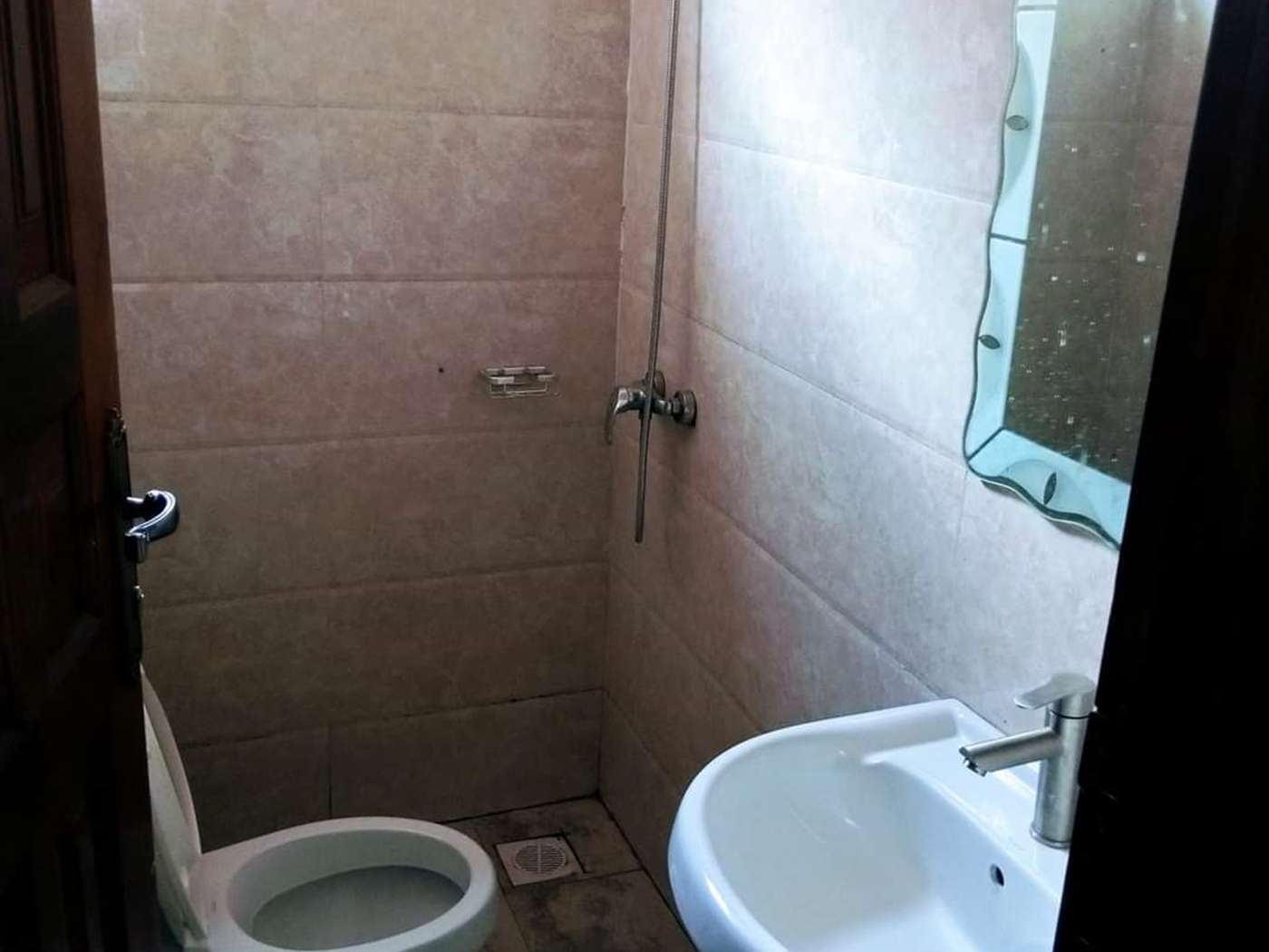 House for sale in Kira