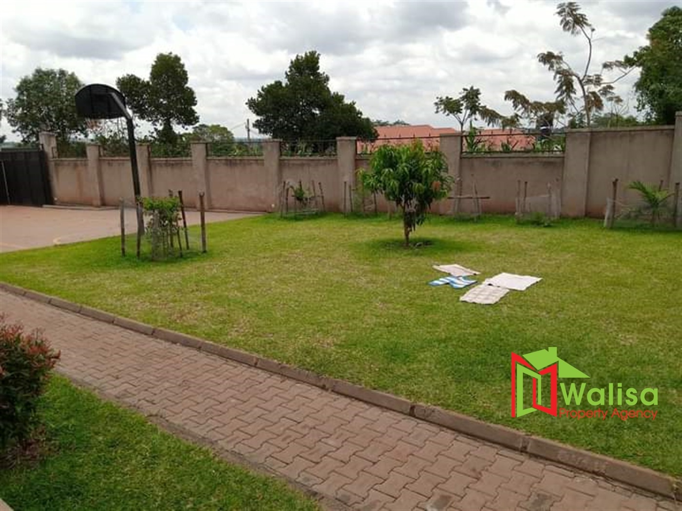House for sale in Kira_Bulindo
