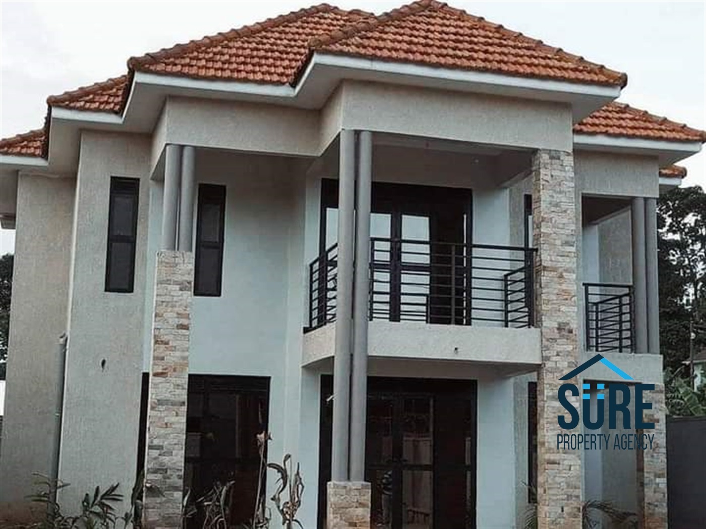 4 bedroom Duplex for sale in Sseguku Kampala Uganda