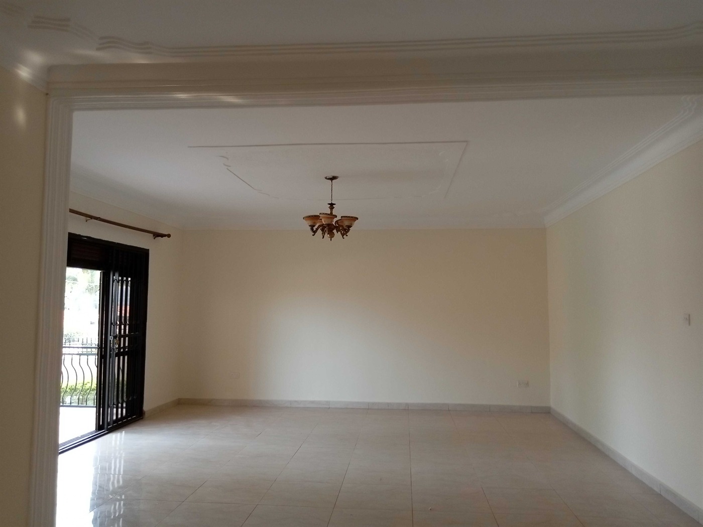 5 bedroom Duplex for rent in Ntinda Kampala Uganda