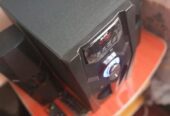 New woofer with its 3 speakers Good bass