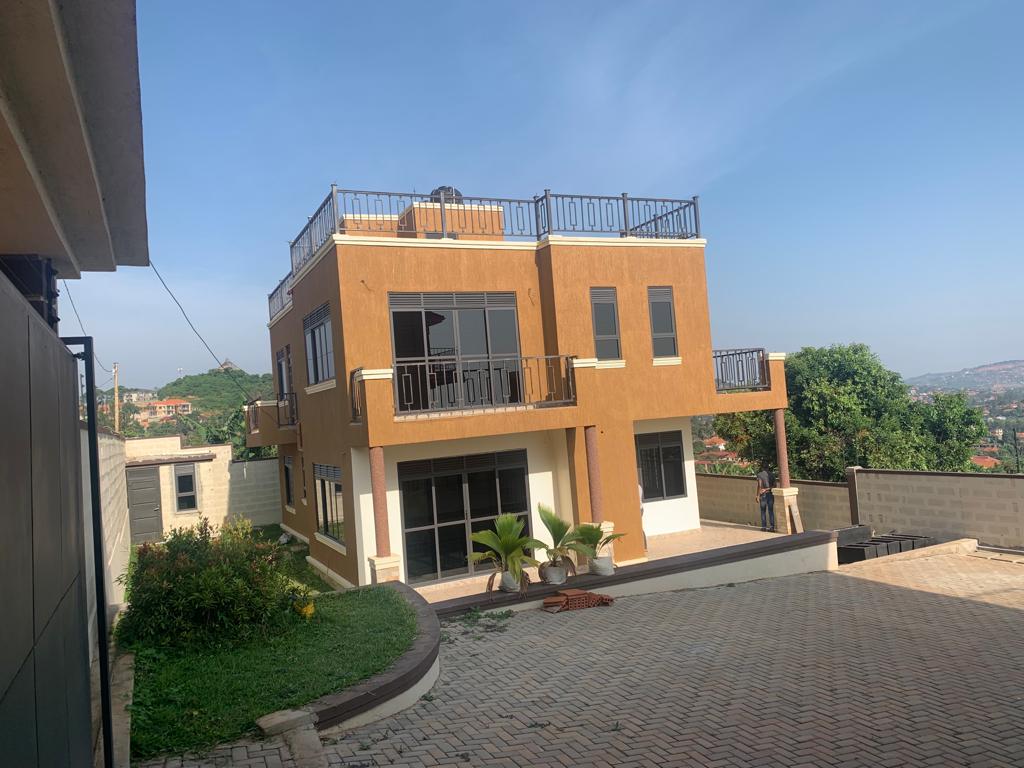 This House for sale in Bwebajja Kampala