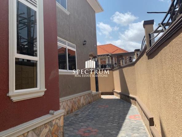 House for Sale in Bunga-Kawuku
