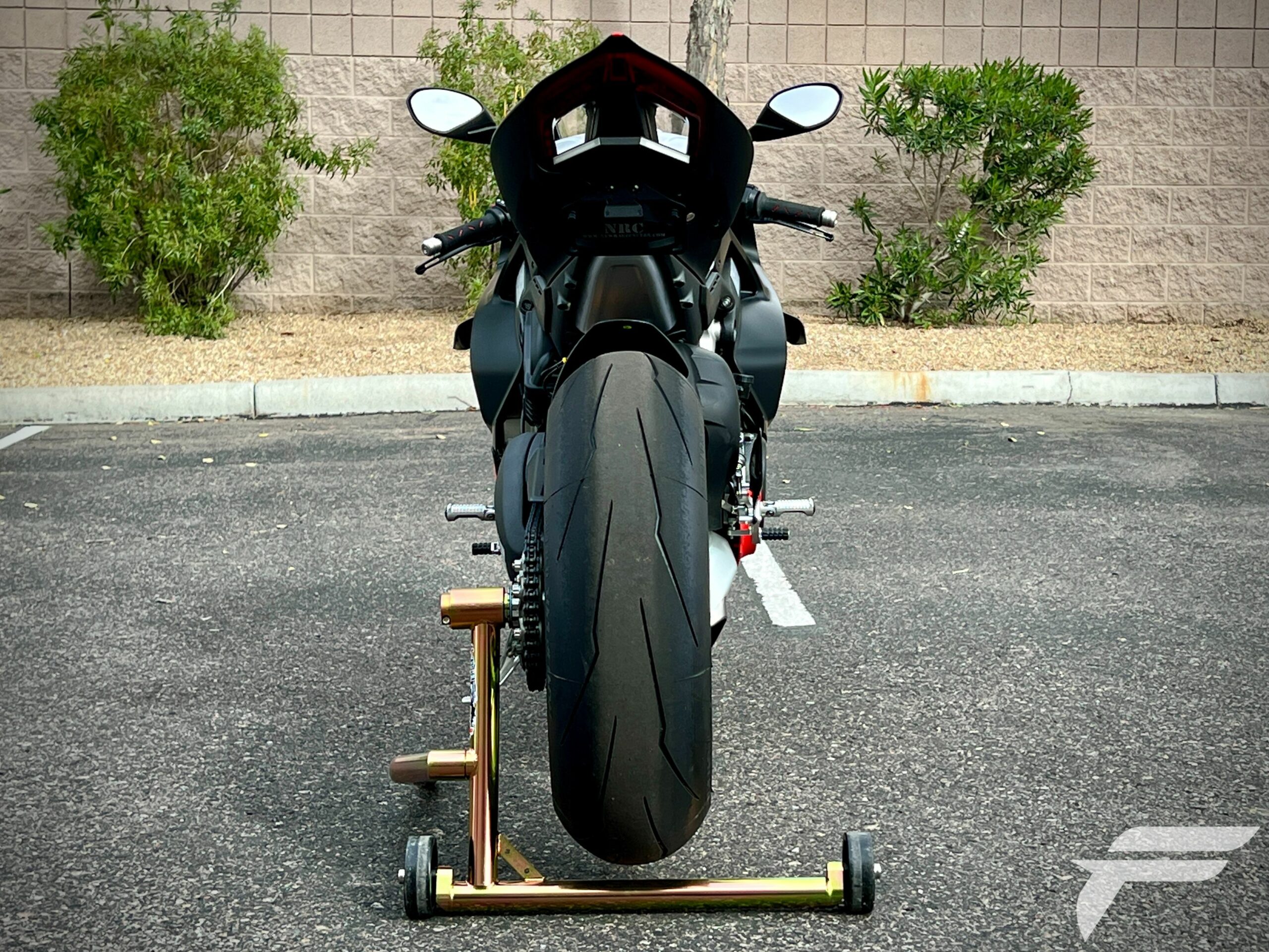 Ducati v4 2023
