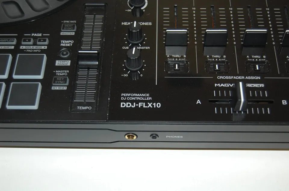 For Sale Pioneer DDJ-FLX10 DJ Controller